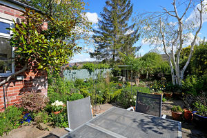 Meadow Head Woodseats